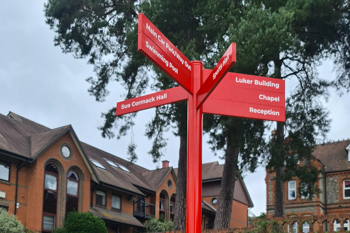 https://www.bestwayfinding.co.uk/wp-content/uploads/2020/12/st-george-cs-header2.jpg